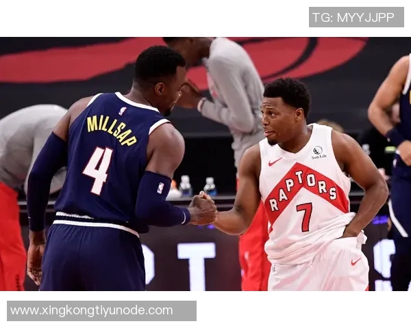 米切尔首节火力全开6投5中三分3中3独揽13分助攻抢断齐飞